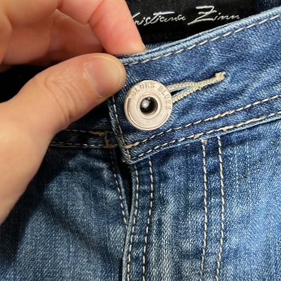 CHRISTIANA ZINN STUDDED DENIM BERMUDA SHORTS-SIZE 4 - Picture 6 of 12